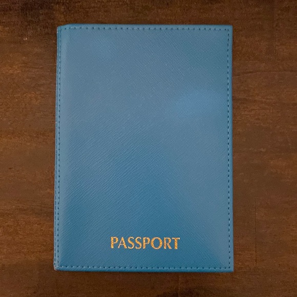 Neiman Marcus Accessories Leather Neiman Marcus Passport Case